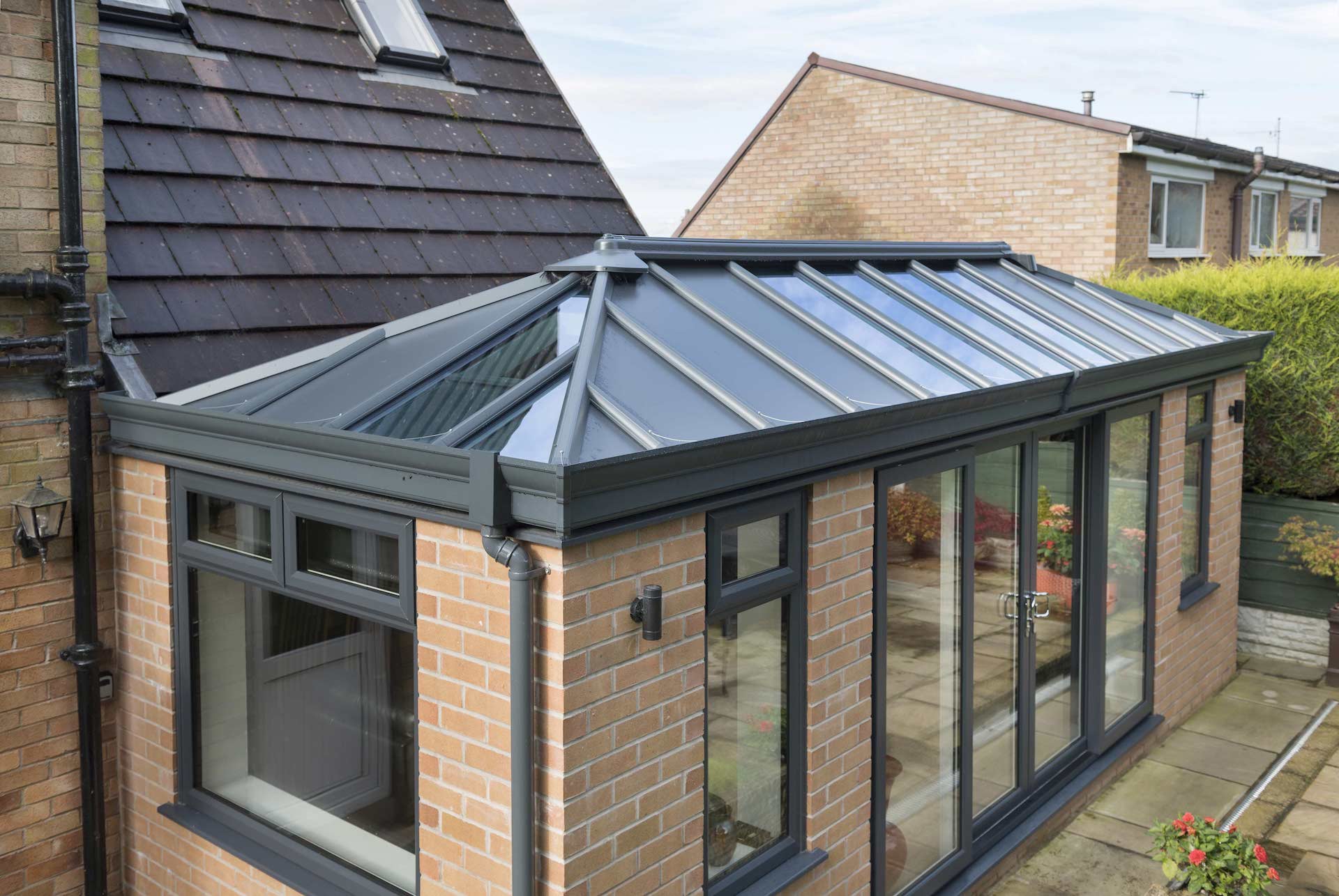 Yorkshire Conservatory Insulations Offers Insulation Solutions for Conservatory Ceiling Panels in Hull